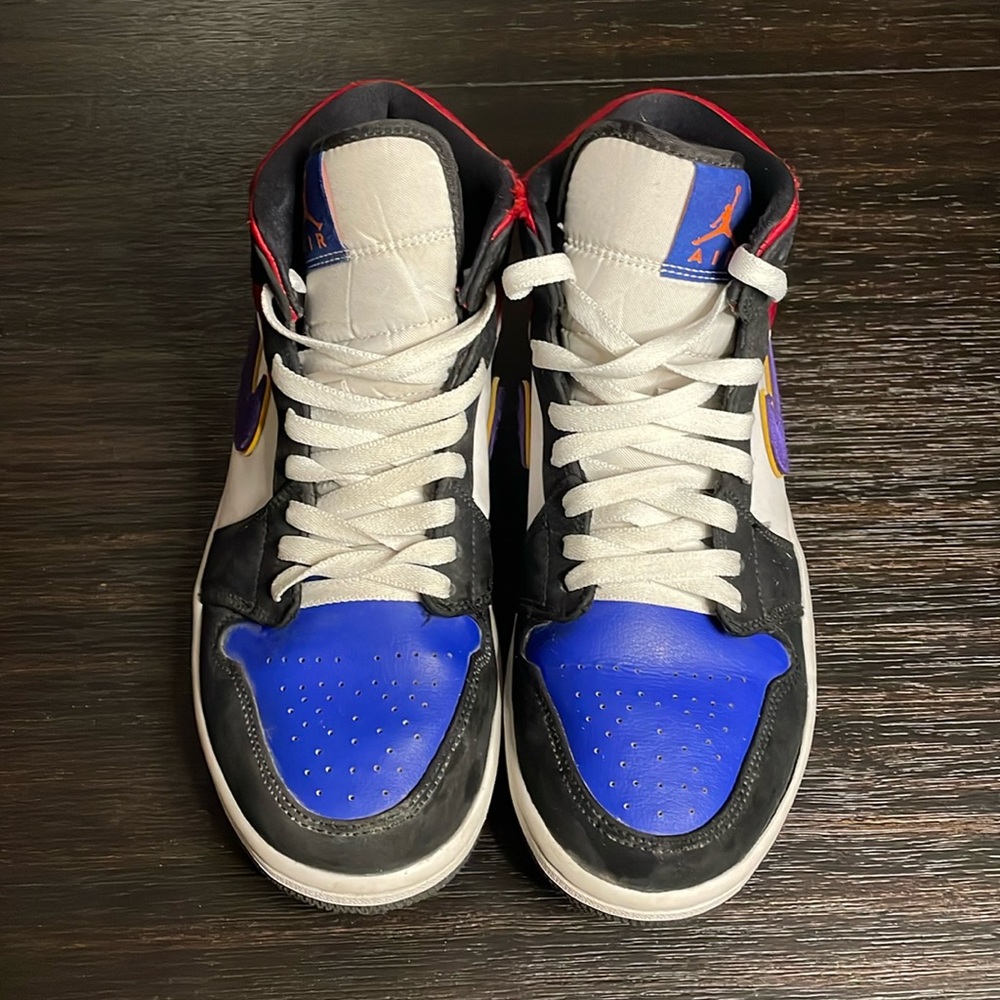 JORDAN 1 MIDS
